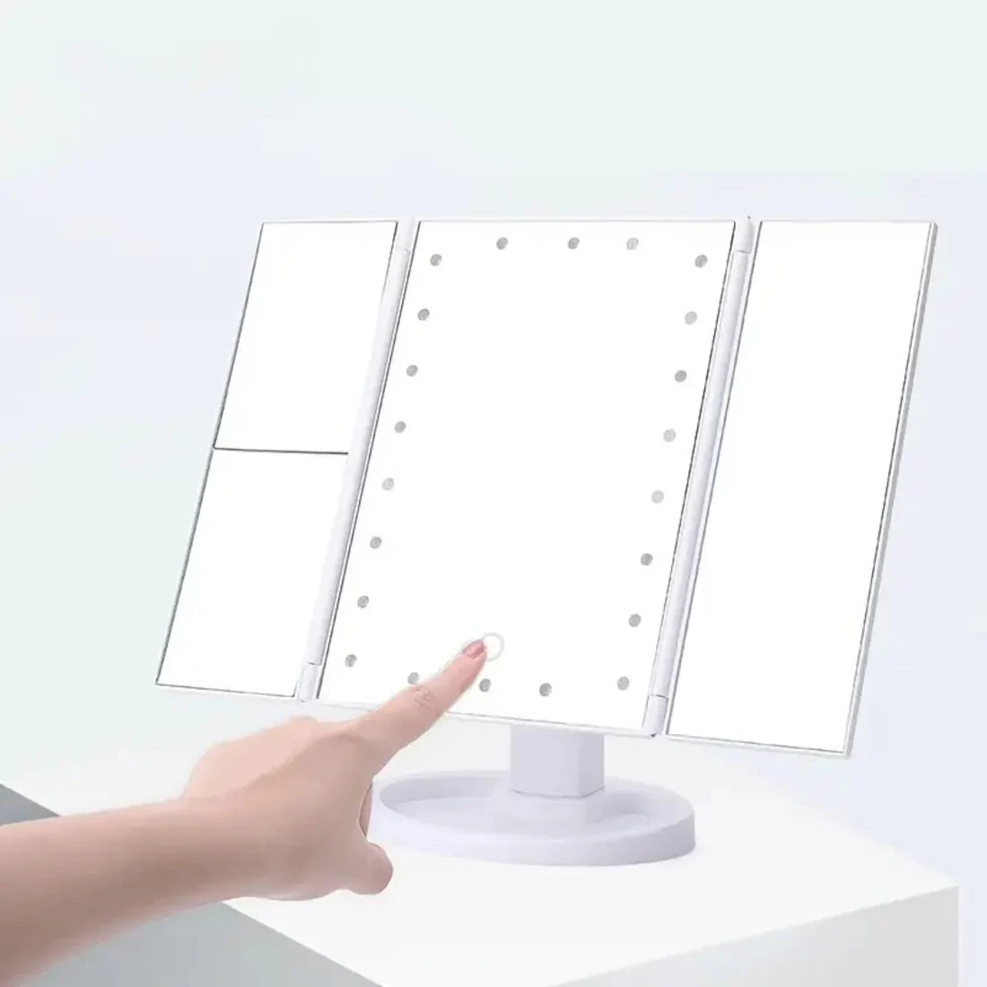 Lumi LED Ogledalo za Šminkanje + Beauty Ogledalo GRATIS
